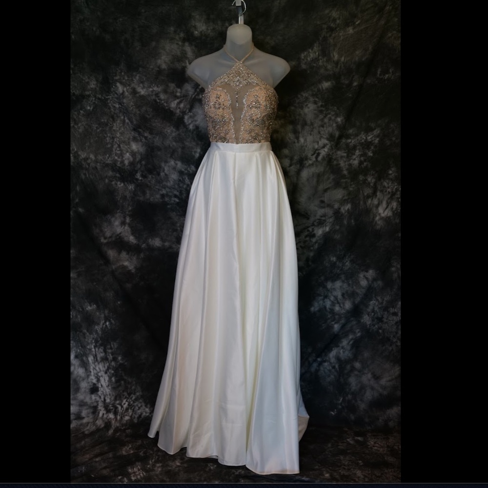 Vienna - V-9939 - White - Size 8